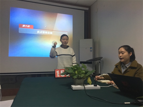瓜瓜早課堂(156)-團(tuán)隊/客戶/產(chǎn)品見證的賣點(diǎn)營銷總結(jié) 瓜瓜早課堂(156)-團(tuán)隊/客戶/產(chǎn)品見證的賣點(diǎn)營銷總結(jié)